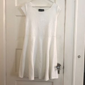 Juniors White swing dress
